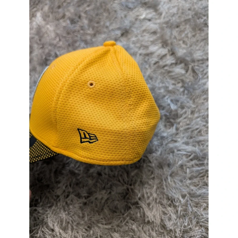 New Era Pittsburgh Steelers 39THIRTY Youth Hat Yellow Black NFL‎ Cap